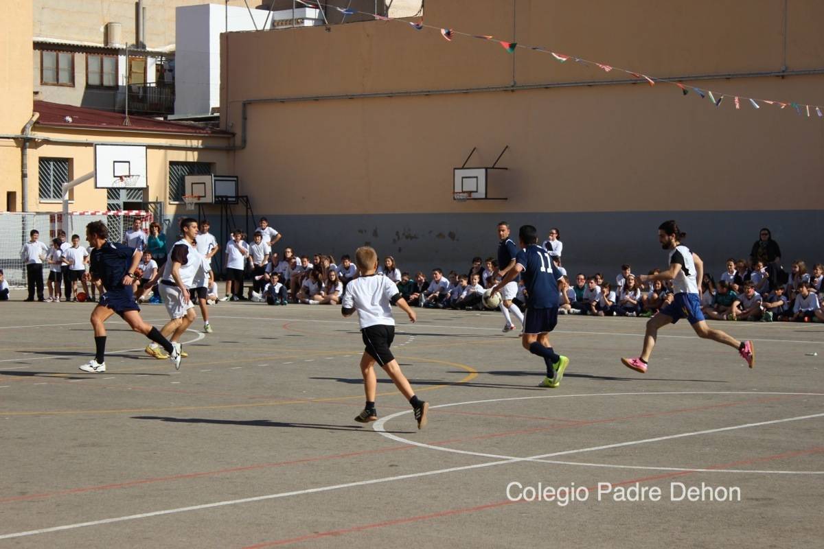 2014 03 18 FUTBITO ALUMNOS PRIMARIA PADRES (22)